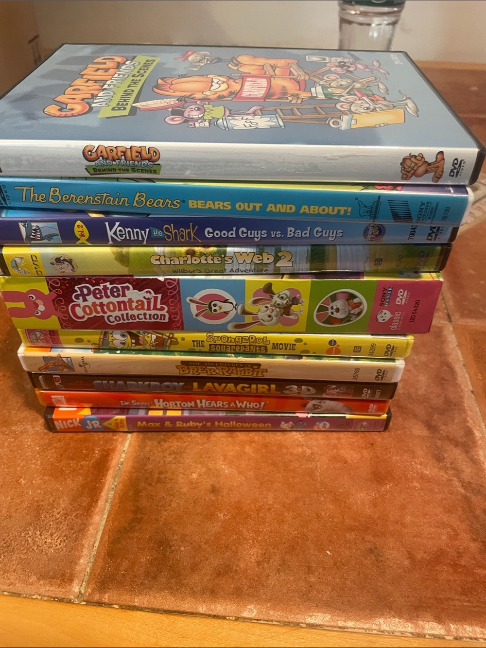 10 kids DVDs great condition